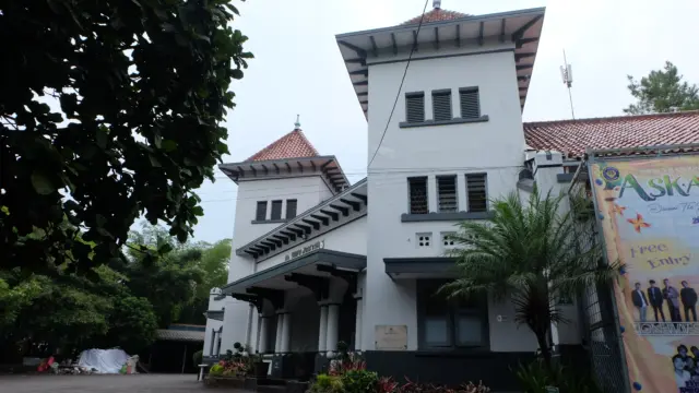 SPMB Bandung 2026: Jarak Domisili ke Sekolah Kini Diukur dari Tiang Bendera